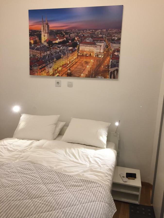 Very Close Studio Apartment 자그레브 외부 사진